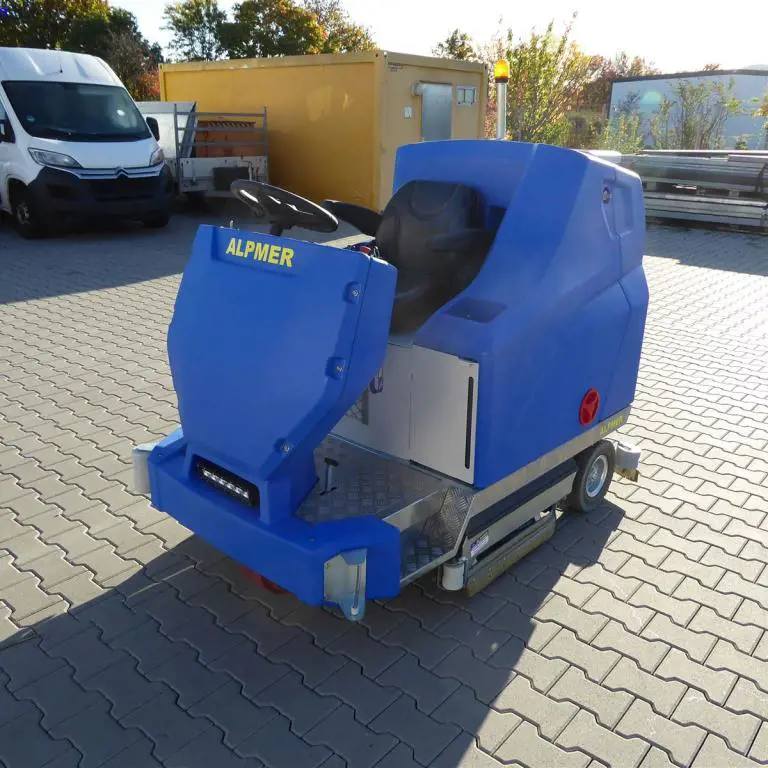 Ride-on cleaning machine Columbus ARA 100/BM 200 iL +Ch+3W