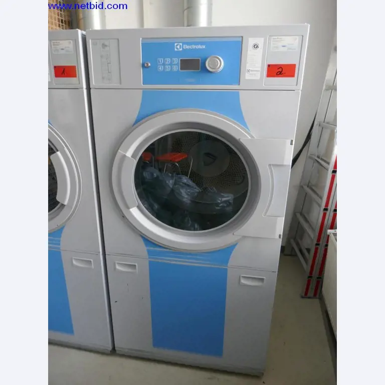 Reinigungsmaschinen und Büroausstattung-1