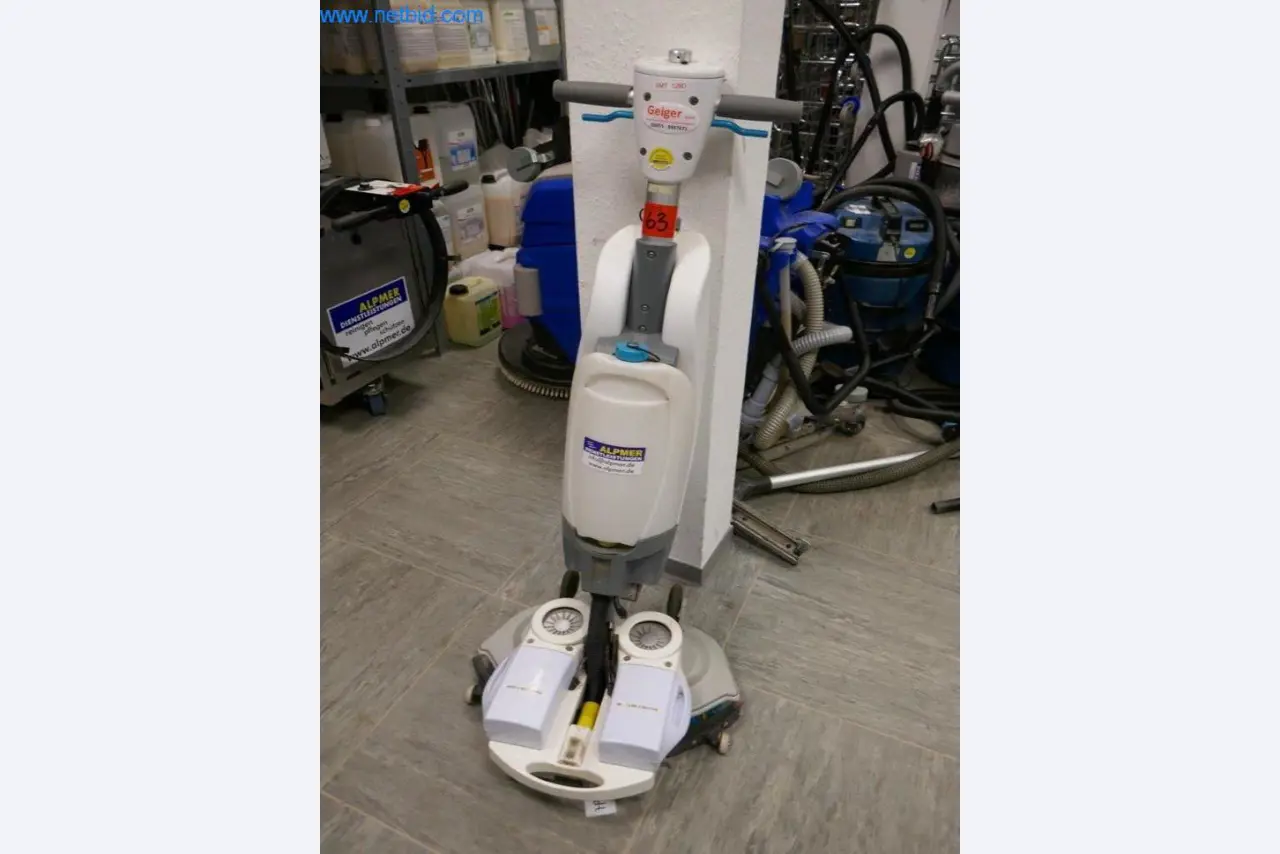 Máquinas de limpieza y material de oficina-1