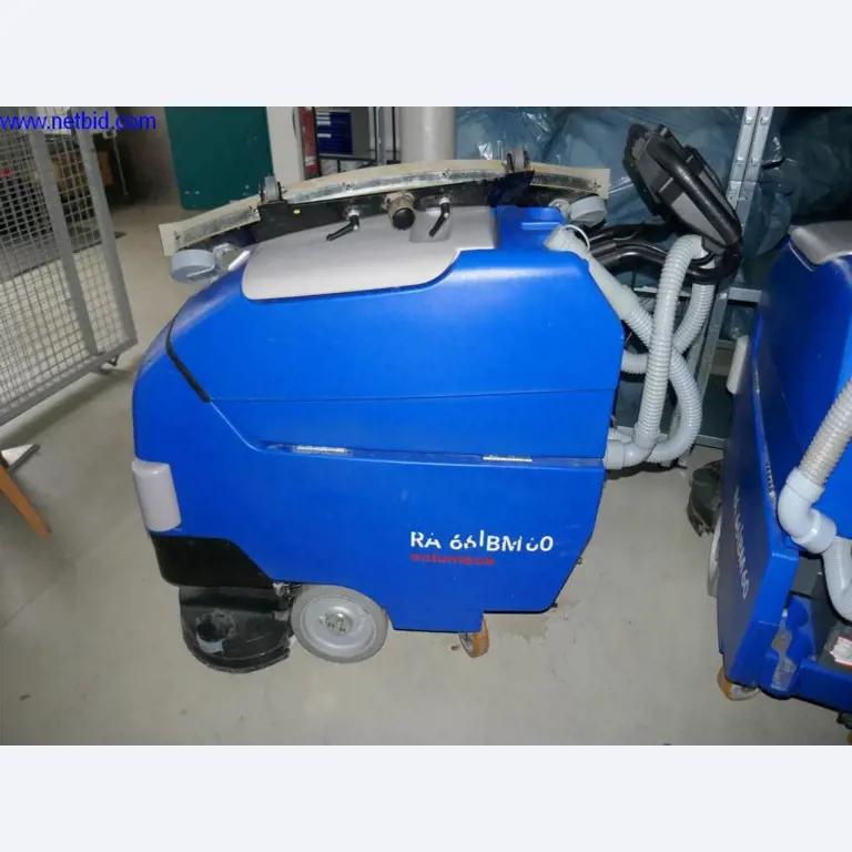 Reinigungsmaschinen und Büroausstattung-1