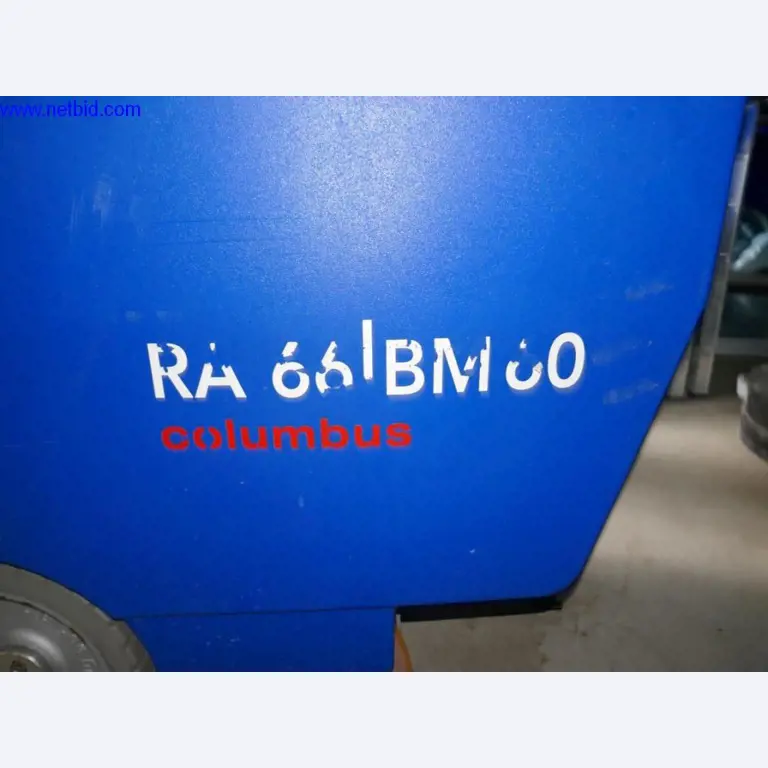 Reinigungsmaschinen und Büroausstattung-2