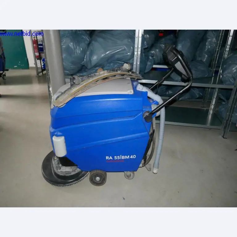 Reinigungsmaschinen und Büroausstattung-1