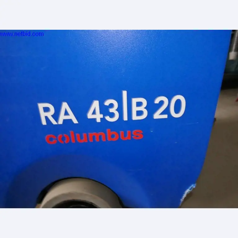 Reinigungsmaschinen und Büroausstattung-2