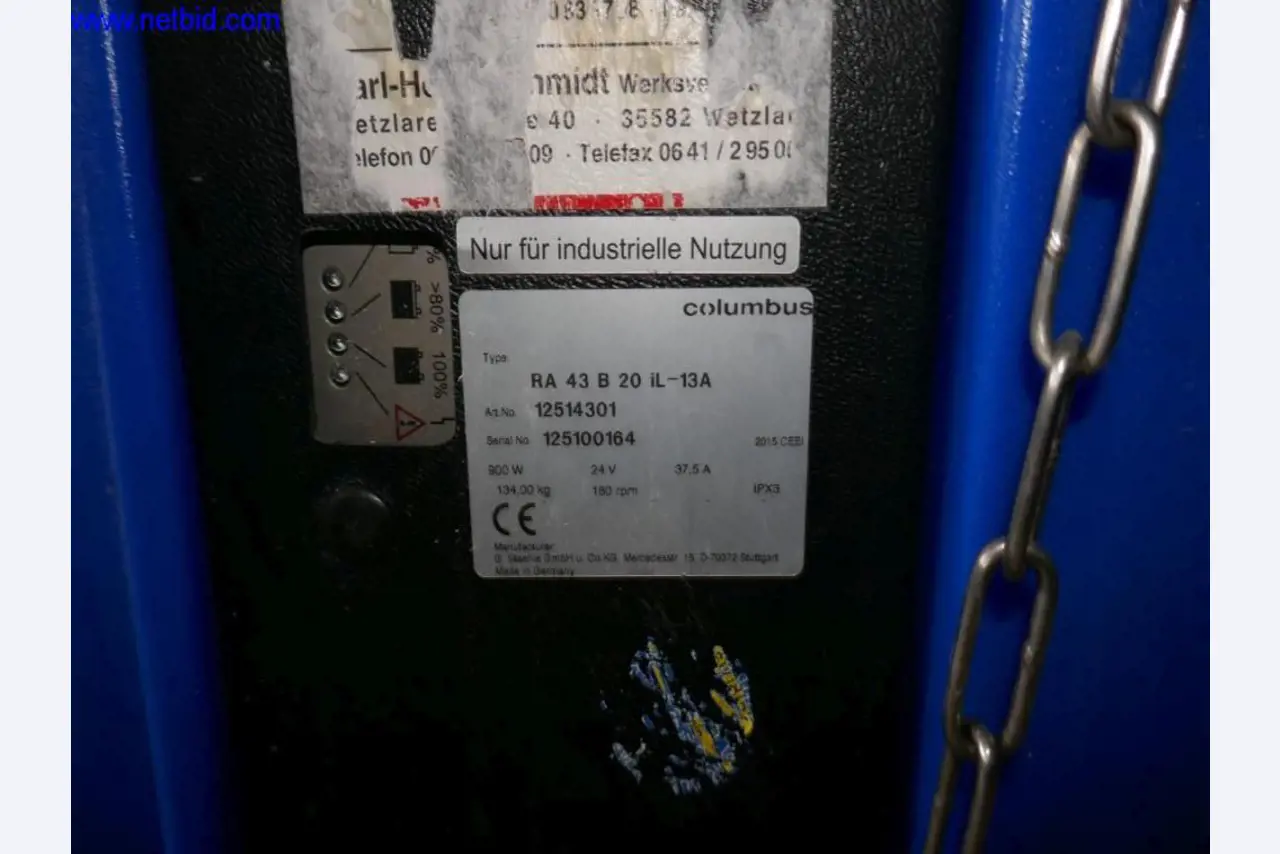 Reinigungsmaschinen und Büroausstattung-4