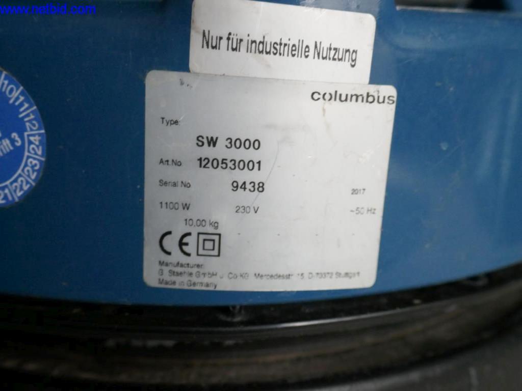 Reinigungsmaschinen und Büroausstattung-7