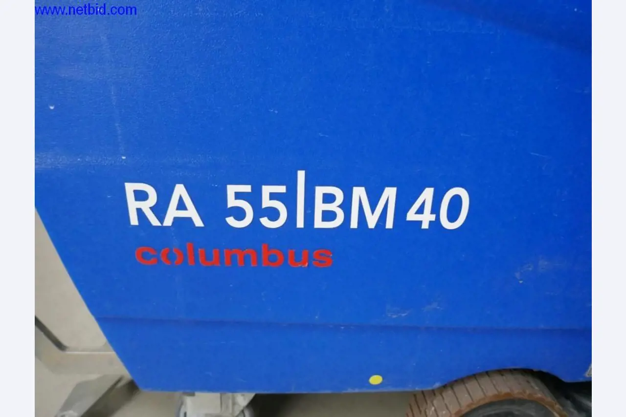 Reinigungsmaschinen und Büroausstattung-2