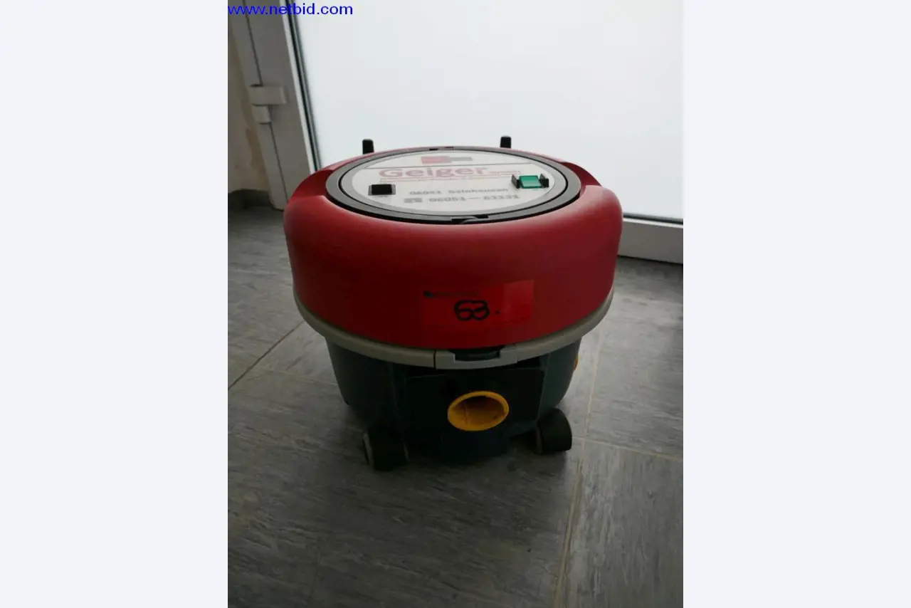 Máquinas de limpieza y material de oficina-1