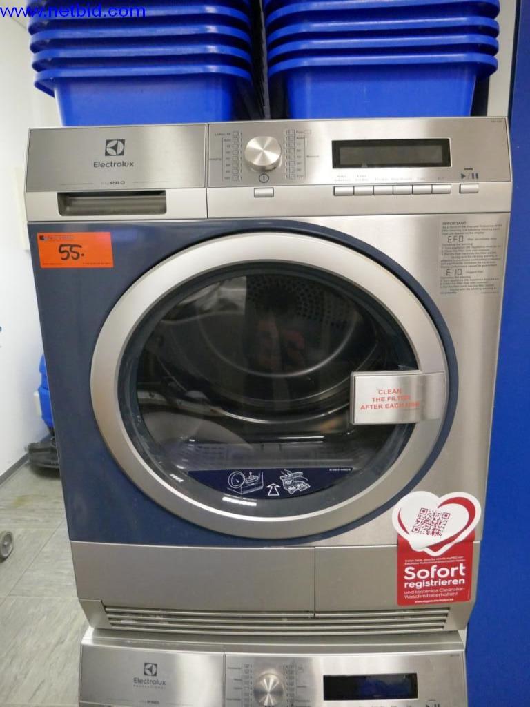 Reinigungsmaschinen und Büroausstattung-1