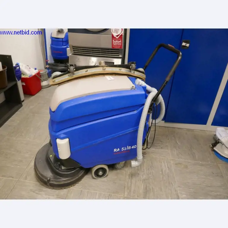 Reinigungsmaschinen und Büroausstattung-1