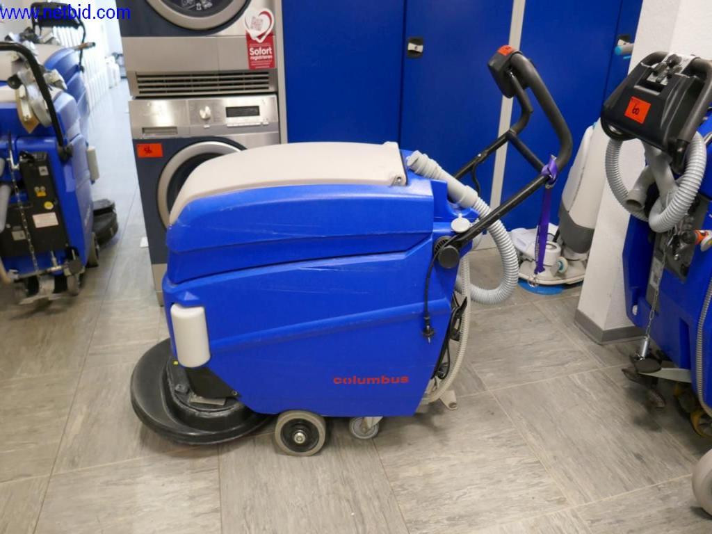 Reinigungsmaschinen und Büroausstattung-1