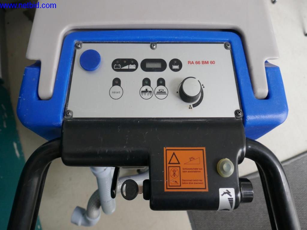 Maszyny czyszczące i sprzęt biurowy-2