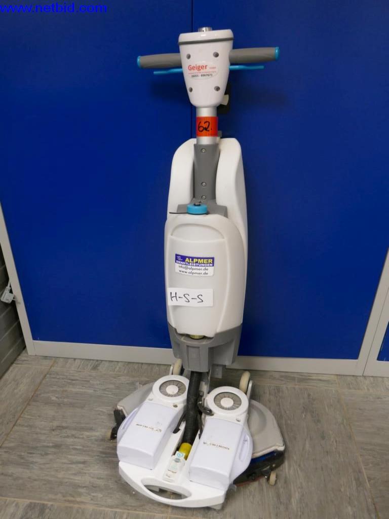 Čistící stroje a kancelářské vybavení-1