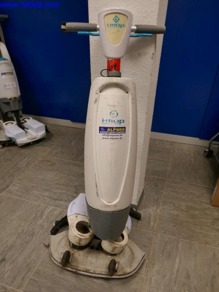 Reinigungsmaschinen und Büroausstattung-1