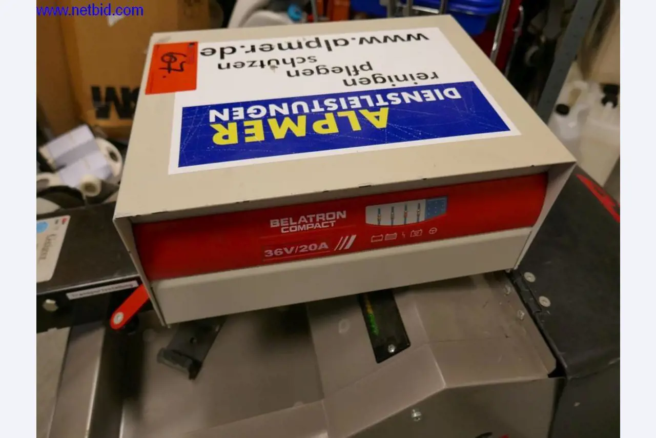 Reinigungsmaschinen und Büroausstattung-3