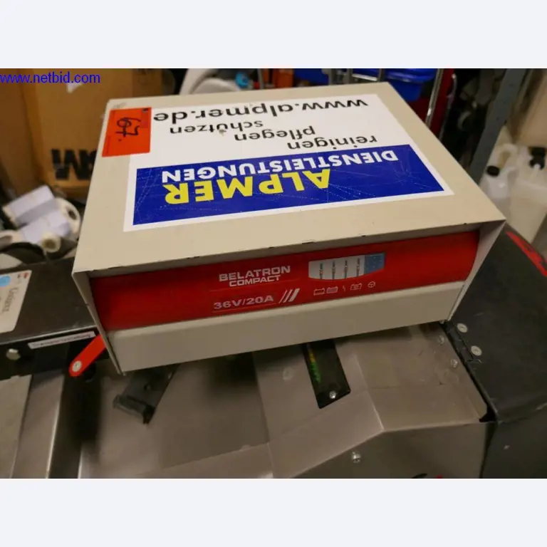 Reinigungsmaschinen und Büroausstattung-3