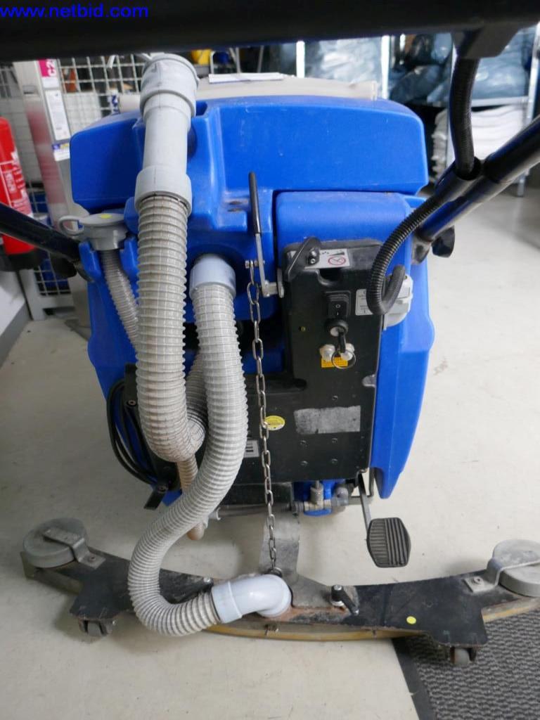 Čistící stroje a kancelářské vybavení-3