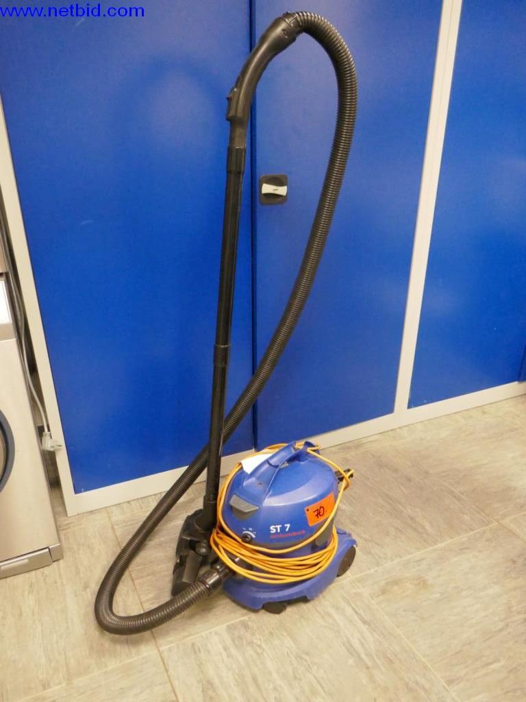 Reinigungsmaschinen und Büroausstattung-1