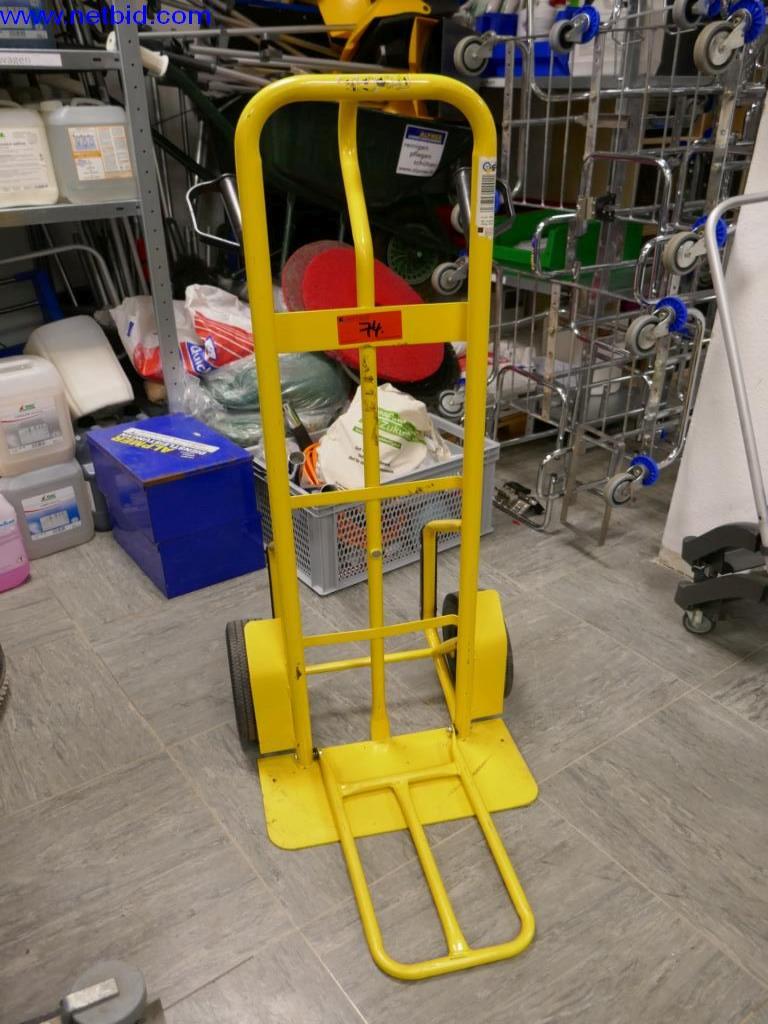 Čistící stroje a kancelářské vybavení-1