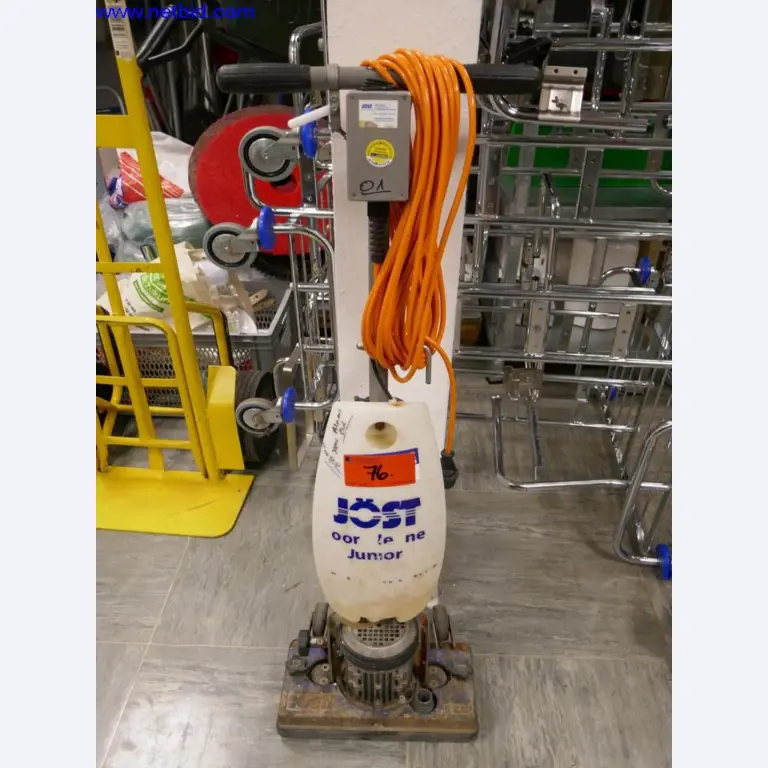 Máquinas de limpieza y material de oficina-1