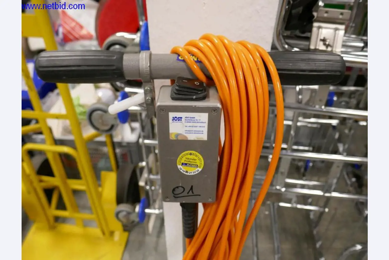 Máquinas de limpieza y material de oficina-2