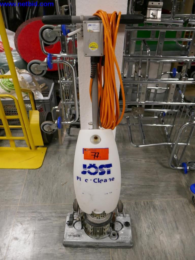 Máquinas de limpieza y material de oficina-1