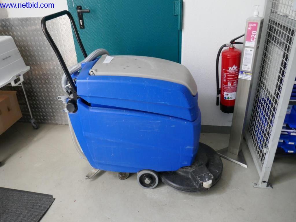 Čistící stroje a kancelářské vybavení-1