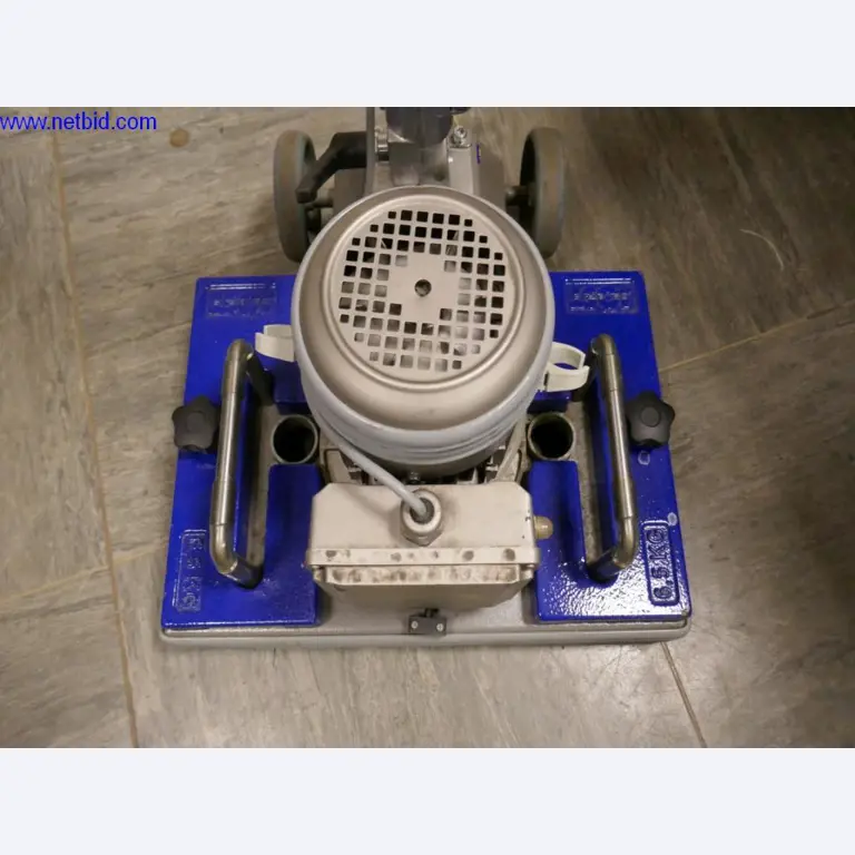 Reinigungsmaschinen und Büroausstattung-2