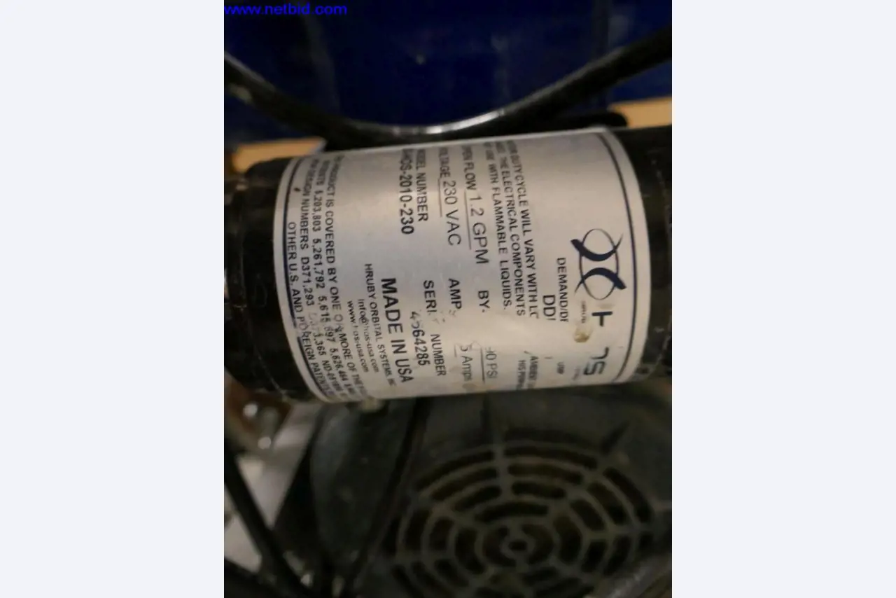 Čistící stroje a kancelářské vybavení-5