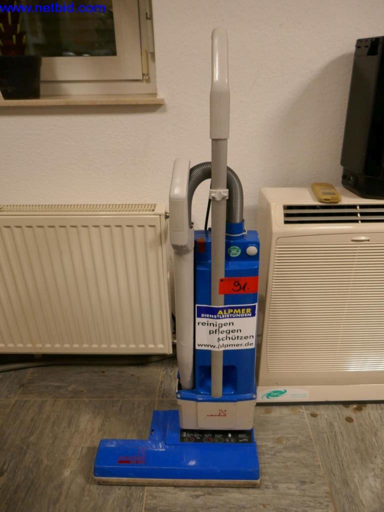 Čistící stroje a kancelářské vybavení-1