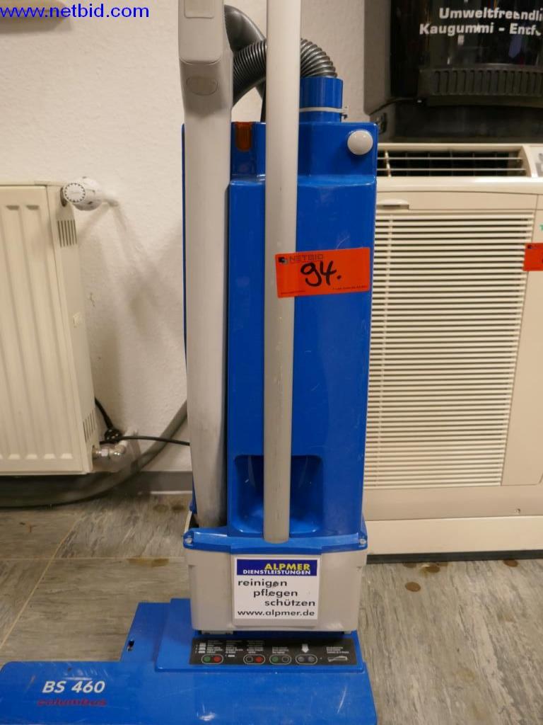 Reinigungsmaschinen und Büroausstattung-3