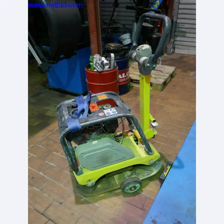 Equipamentos operacionais e comerciais dos sectores da oficina automóvel, acessórios de construção e engenharia mecânica-3