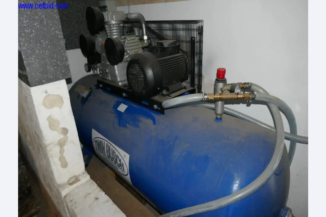 Operating and office equipment from the areas of car workshops, construction accessories, mechanical engineering-1