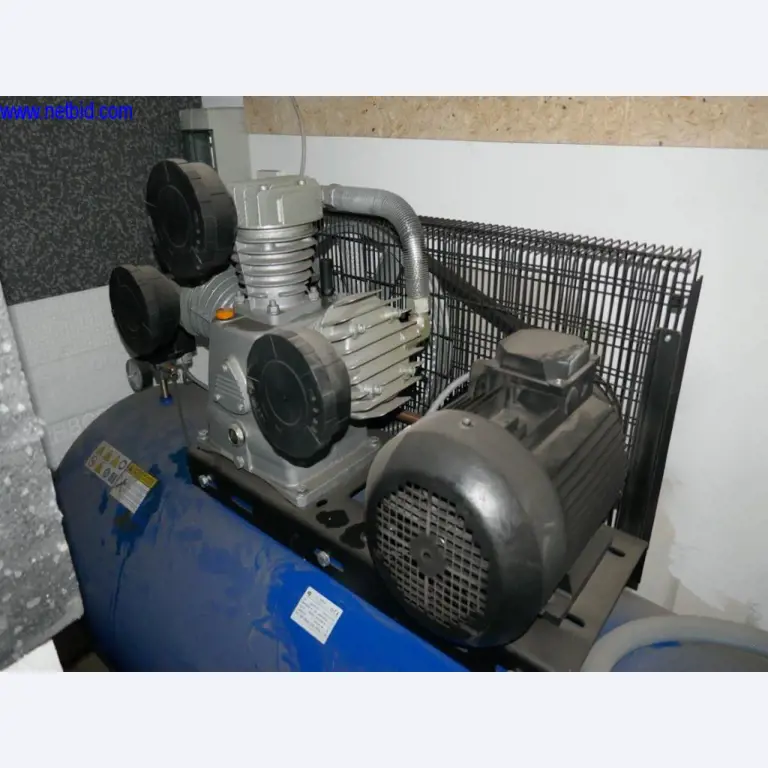 Operating and office equipment from the areas of car workshops, construction accessories, mechanical engineering-2