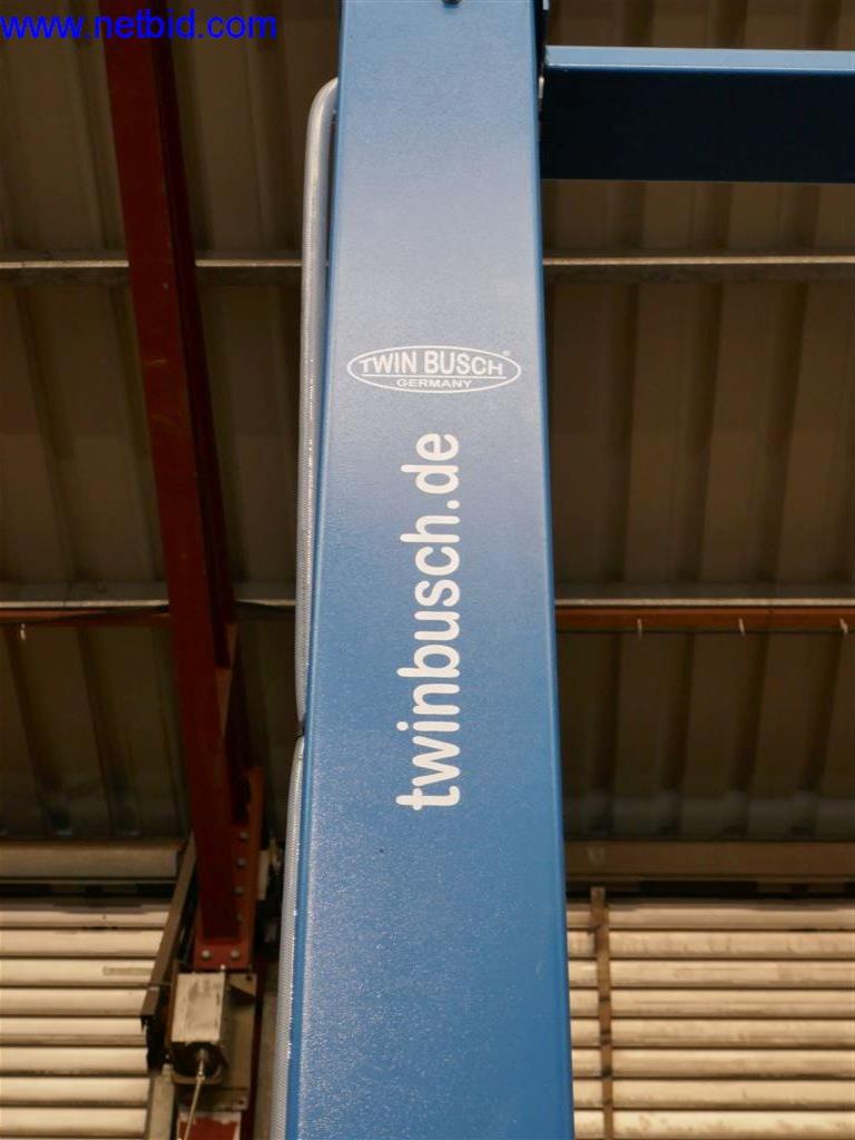 Equipos operativos y comerciales de los sectores de talleres de automoción, accesorios de construcción e ingeniería mecánica-3