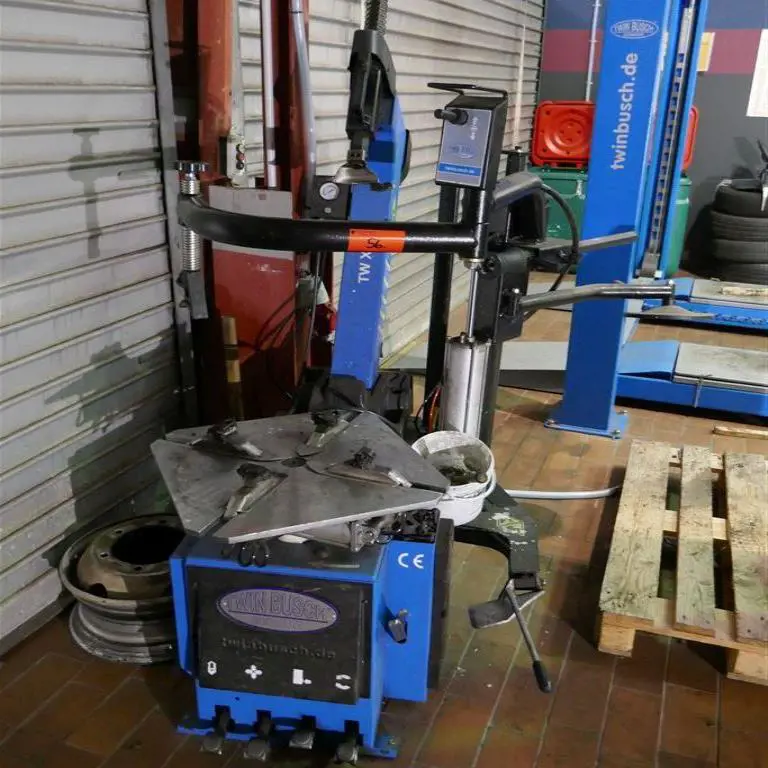 Tire changer w. auxiliary arm Twin Busch TW X-36