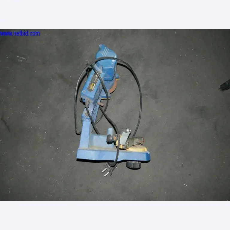 Betriebs- und Geschäftsausstattung aus den Bereichen KFZ-Werkstatt, Bauzubehör, Maschinenbau-3