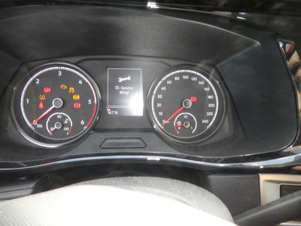 Equipos operativos y comerciales de los sectores de talleres de automoción, accesorios de construcción e ingeniería mecánica-6