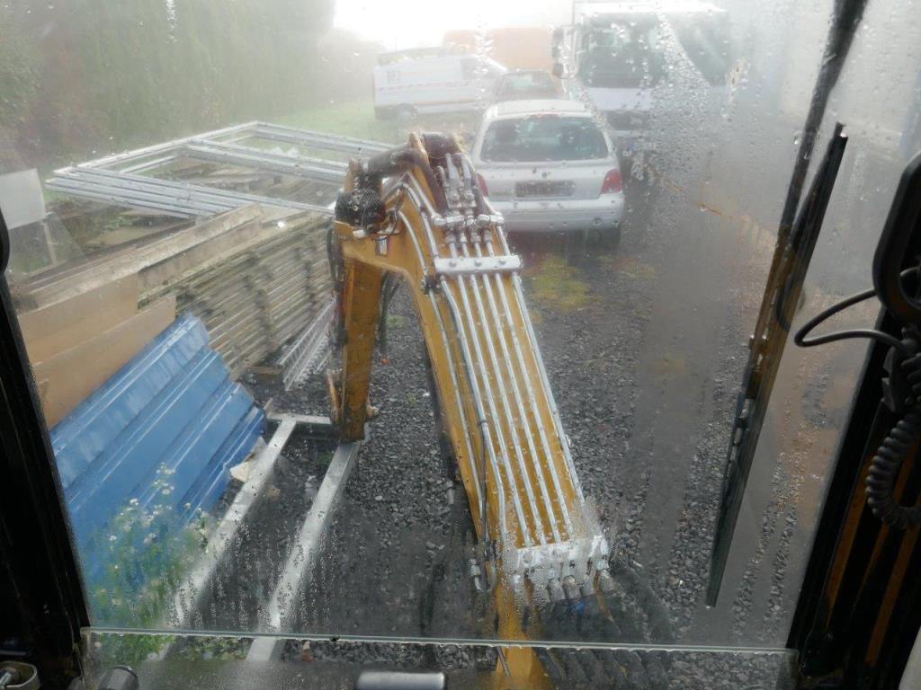 Equipos operativos y comerciales de los sectores de talleres de automoción, accesorios de construcción e ingeniería mecánica-14