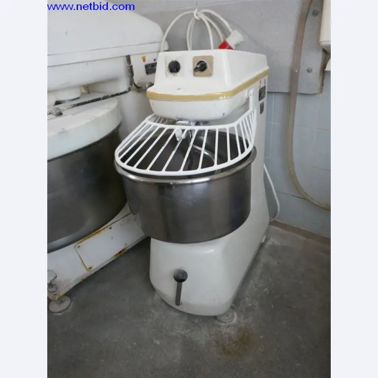 Equipamiento operativo y de oficina de una panadería-1