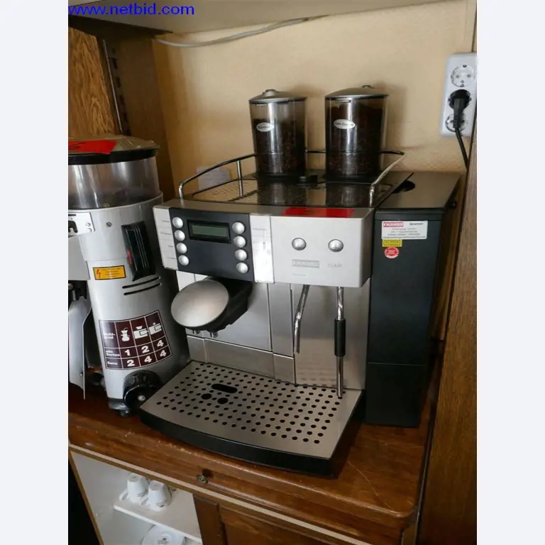 Equipamiento operativo y de oficina de una panadería-1