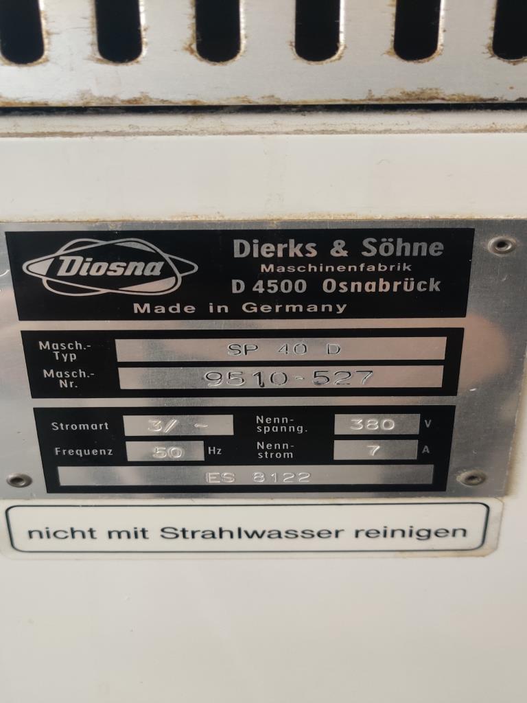 well-maintained spiral kneading machines and a universal dishwasher-2