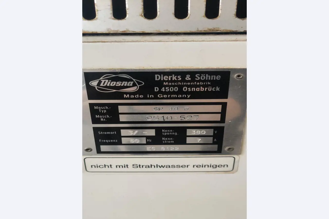 well-maintained spiral kneading machines and a universal dishwasher-2