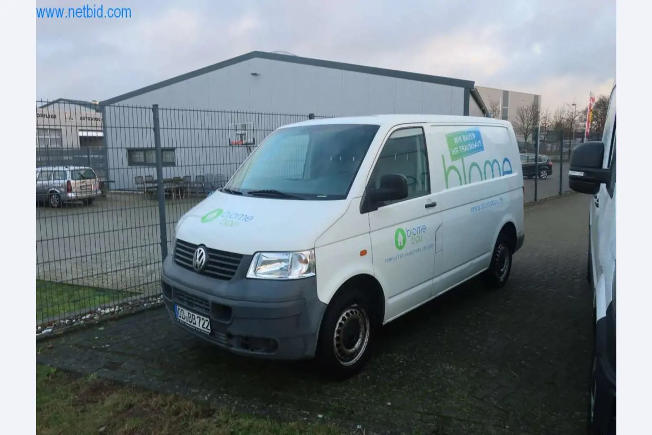 Transporter und Fahrzeuge-1