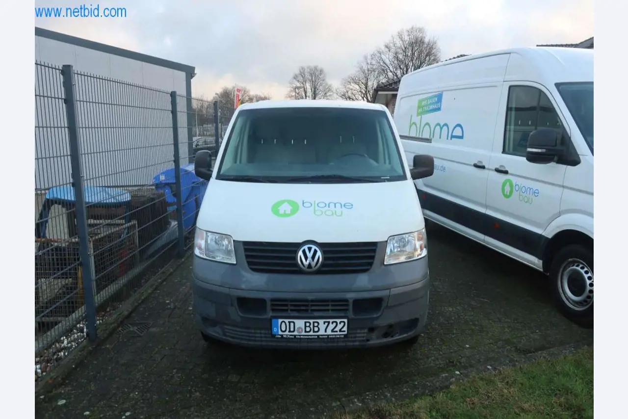 Transporter und Fahrzeuge-8