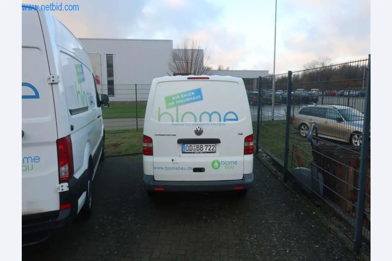 Transporter und Fahrzeuge-9