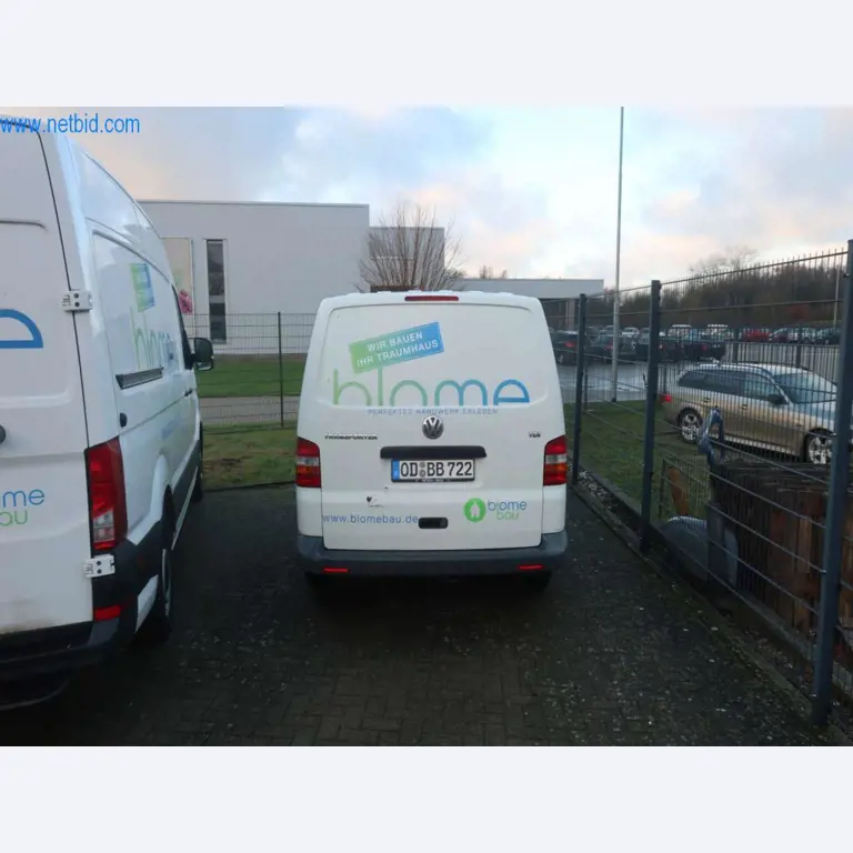 Transporter und Fahrzeuge-9