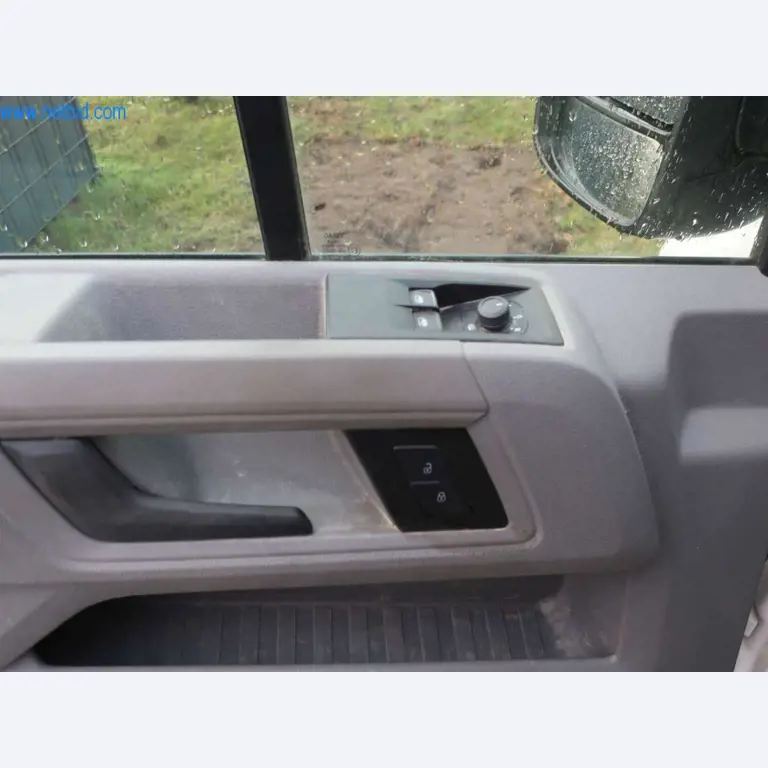 Transporter und Fahrzeuge-18