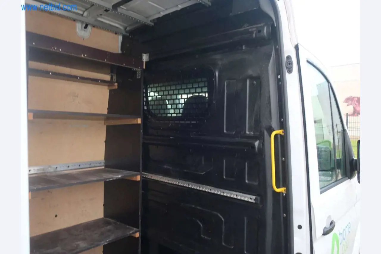 Transporter und Fahrzeuge-7