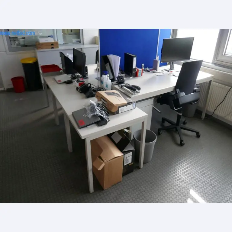 Tiskařské a třídicí stroje-2