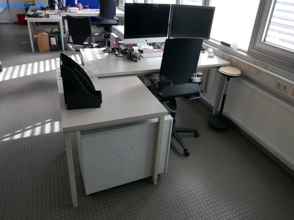 Tiskařské a třídicí stroje-1